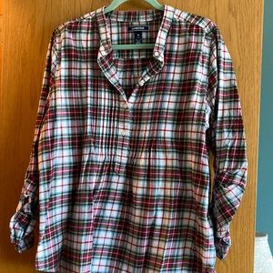 Land’s End Size 16 babydoll flannel shirt w/ adjust. tab sleeves. 1/2button down